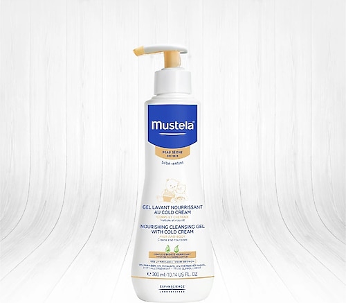 Mustela Cold Krem İçeren Besleyici Koruyucu Temizleme Jeli 300 Ml