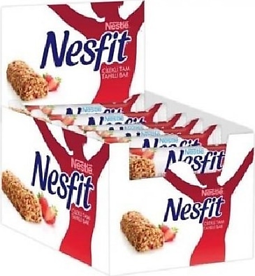 Nesfit 23.5 gr 16'lı Paket Tam Tahıllı Çilekli Bar